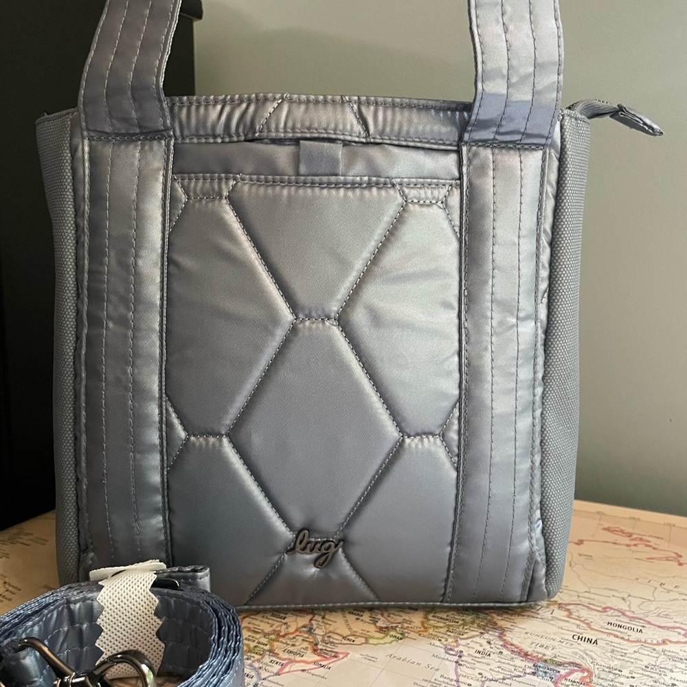 NWOT Lug Cadence crossbody in Blue Moon Metallic and VL matte